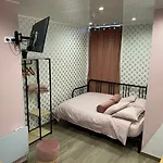 Capstay Color Valenciennes & Netflix Διαμέρισμα *
