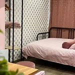 Διαμέρισμα Capstay Color Valenciennes & Netflix *