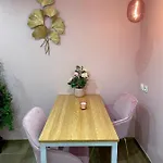 Διαμέρισμα Capstay Color Valenciennes & Netflix