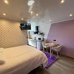 Διαμέρισμα Capstay Color Valenciennes & Netflix *