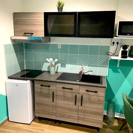 Capstay Color Valenciennes & Netflix شقة