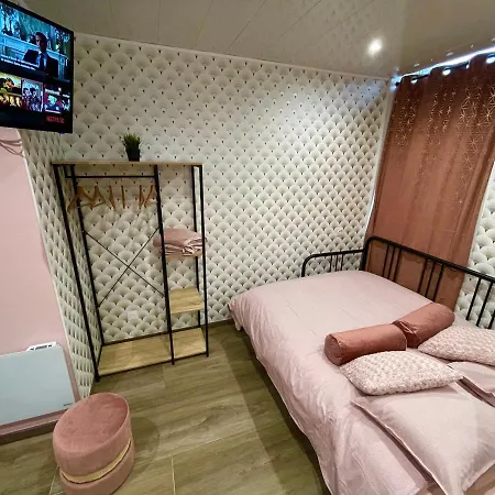Capstay Color Valenciennes & Netflix Apartment Trith-Saint-Leger