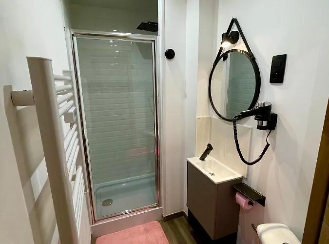 Daire Capstay Color Valenciennes & Netflix *