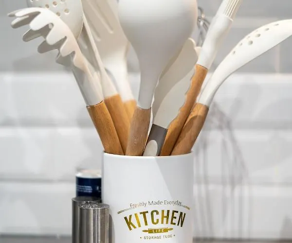 Daire Capstay Color Valenciennes & Netflix