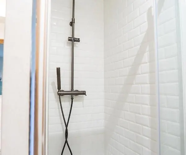 Daire Capstay Color Valenciennes & Netflix Trith-Saint-Leger